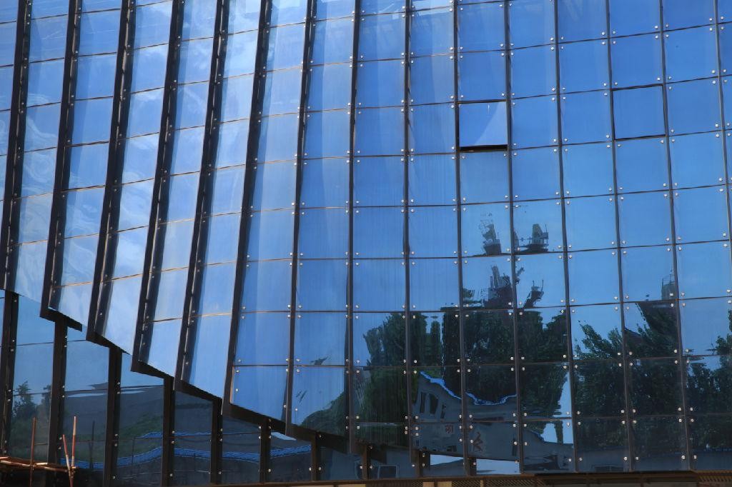 建筑钢化玻璃幕墙