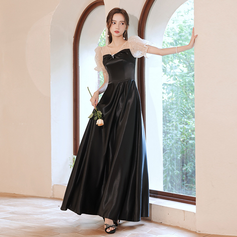 黑色礼服女2022新款设计感法式连衣裙洋装平时可穿大码年会晚礼服