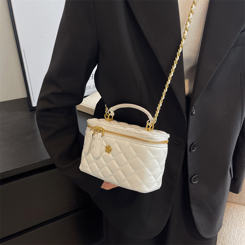 Rhombus Chain Small Bag for Women 2022 Spring New Size Ins Fashionable Portable Box Bag Shoulder Messenger Bag