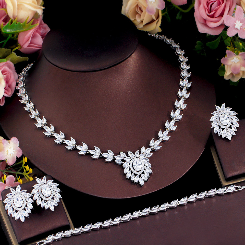 法式新娘项链耳环手链戒指四件套结婚婚纱礼服婚庆首饰套链饰品