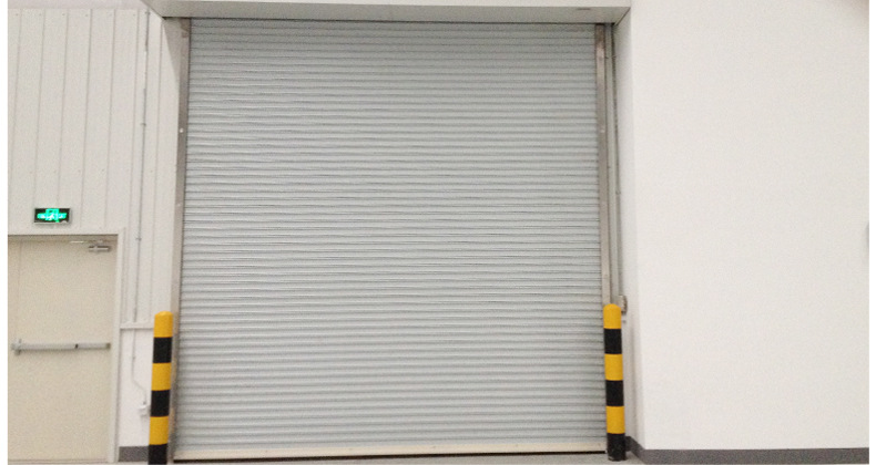 苏州电动遥控抗风卷帘门 金属硬质抗风卷闸门 工业厂房仓库卷帘门