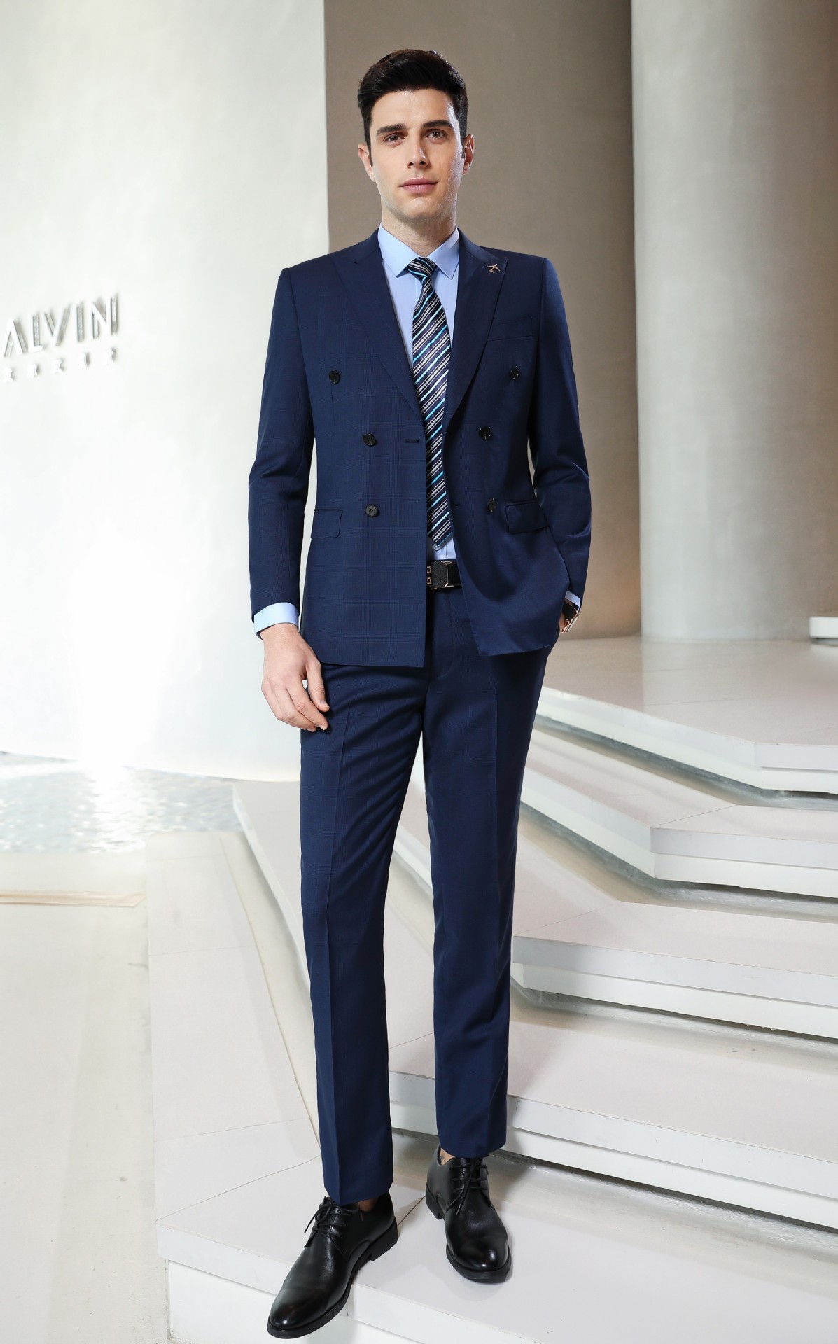 新款毛涤格子宝蓝色修身商务正装羊毛西服套装男新郎结婚礼服西装