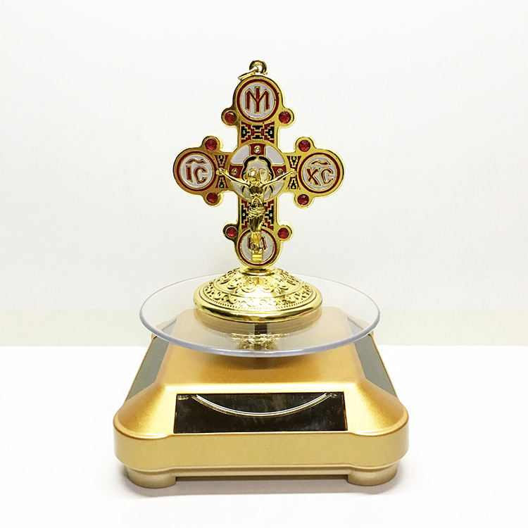 新款太阳能旋转底座合金镶钻十字架汽车摆件天主教圣物饰品
