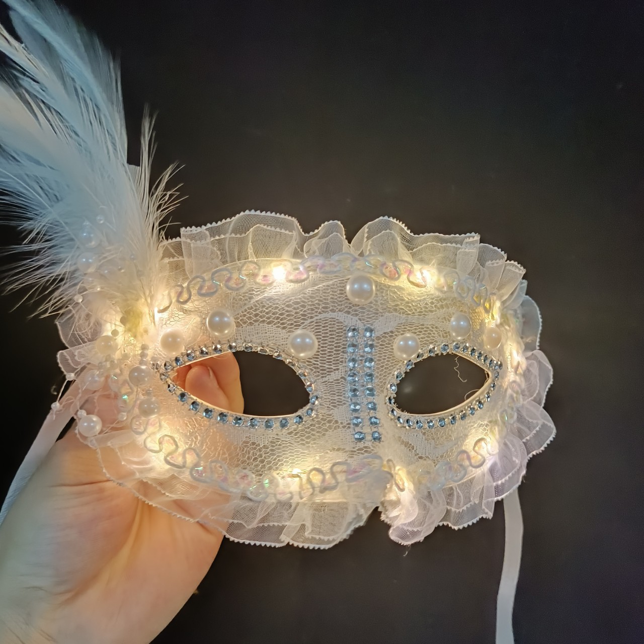 Halloween School Performance All White Transparent Snowyprincess Children's LED Luminous Children's Stall Mask Wholesale