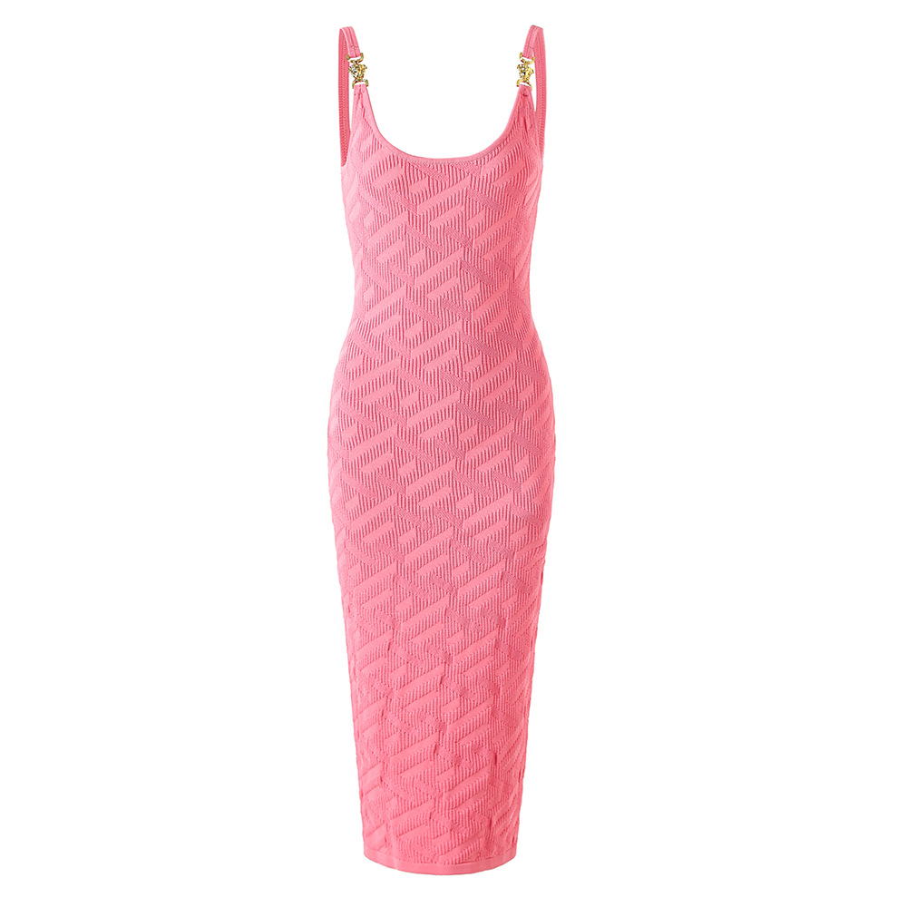 现货2024夏季新款粉色吊带连衣裙金属扣头针织裙收腰显瘦提花裙