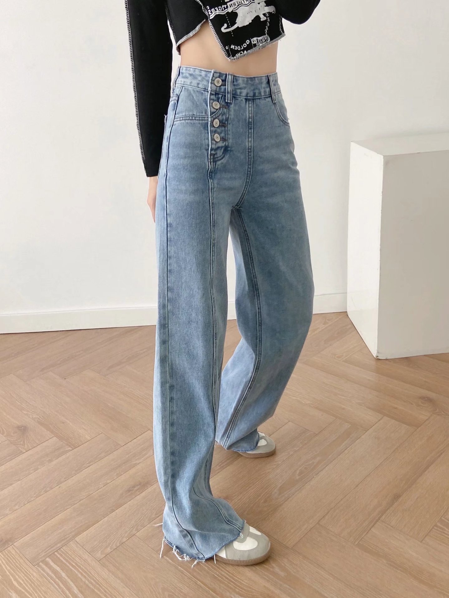 European and American Style Irregular Breasted High Waist Jeans Women's Jeans Elegant Loose Raw Hem Straight-Leg Trousers Draping Mopping Pants