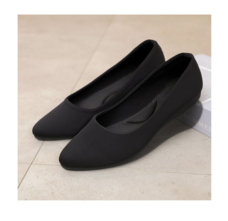 老北京布鞋女鞋正宗黑色妈妈单鞋女软底酒店高档气质工作懒人鞋子