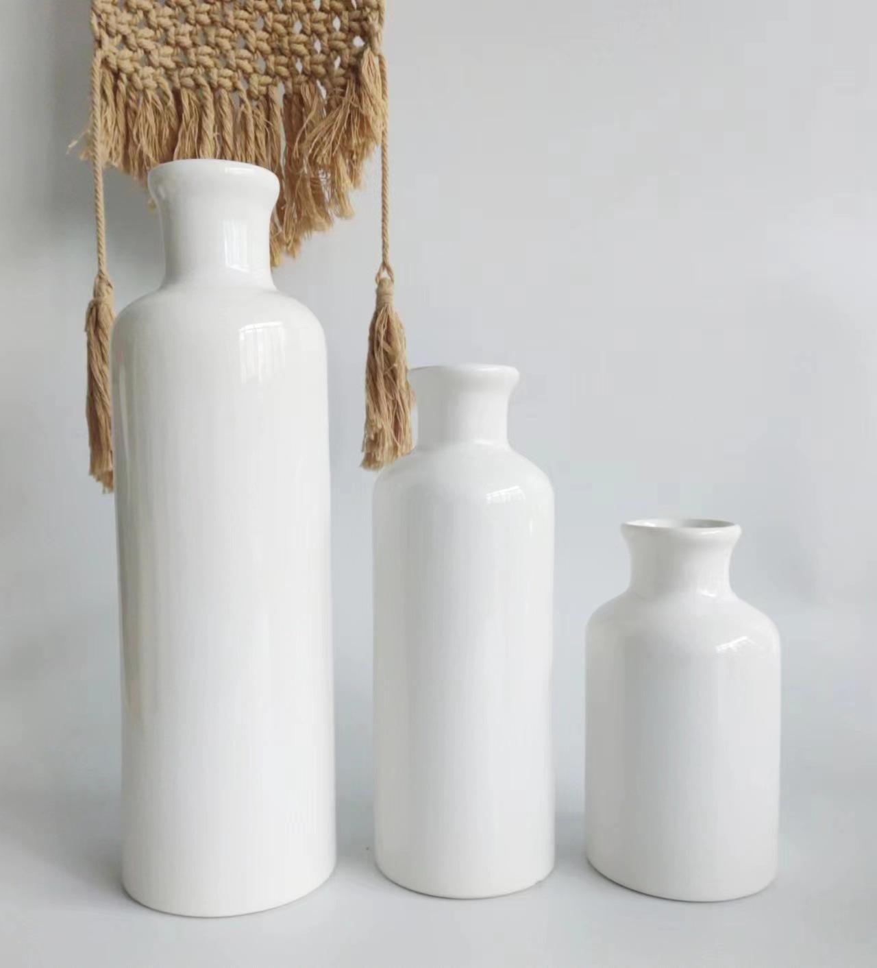 Amazon Simple European Ceramic Vase Home Decoration White Decorative Crafts Vase Three-Piece Set