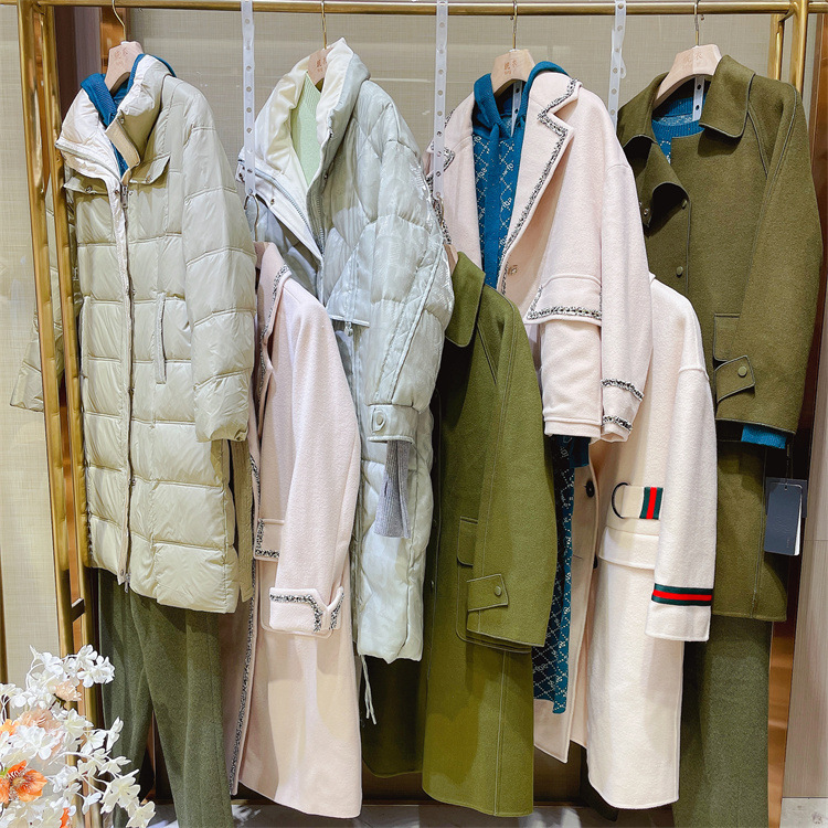 欧丝蒂雅文品牌折扣女装撤柜库存尾货直播货源广州服装网走份批发