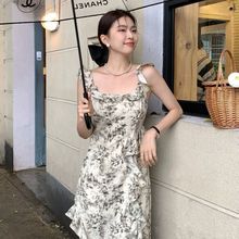 靓依轩【栀子水墨～】荷叶边碎花吊带连衣裙女温柔风仙女气质长裙