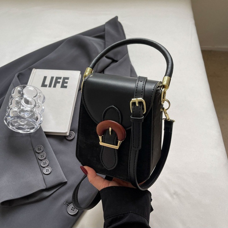 2024新款韩版小众马蹄扣包手提竖款小方包女包森萌春季单肩斜挎包
