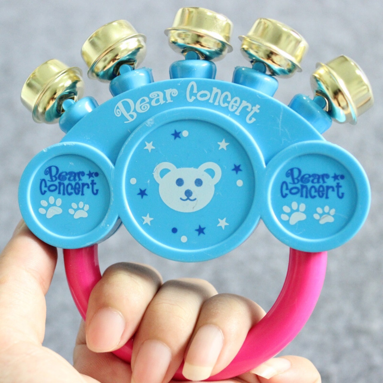 婴儿手摇铃金属铃铛清脆发声玩具吸引宝宝注意力儿童跳舞拍手