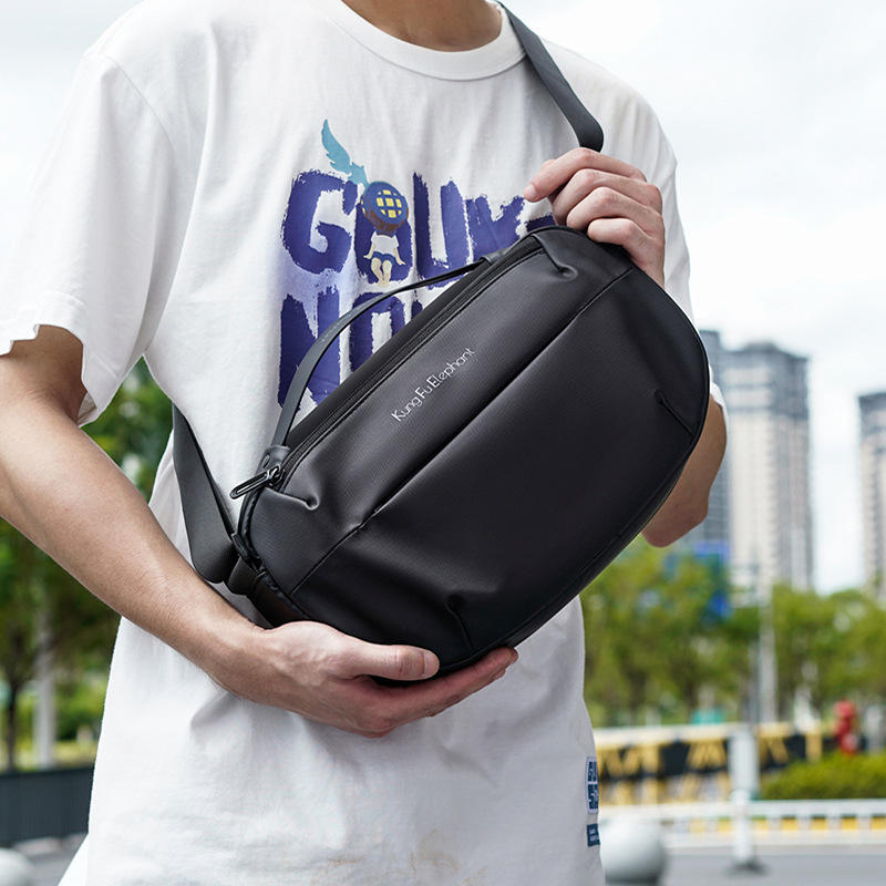 男生包包斜挎时尚潮流男士斜挎包防水挎包单肩包 单肩男包斜挎包