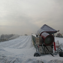 吉林雪雕冰雕人工造雪机游乐设备 户外滑雪场高温国产造雪机