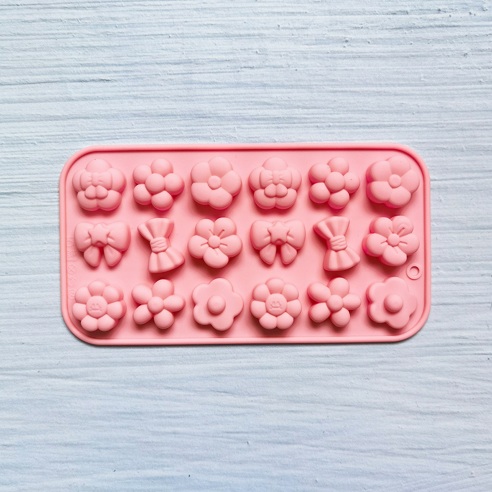 18 Even Flower Bow Tie 542 Chocolate Cookie Cutter Cake Mold Ice Cream Candy Silicone Mold