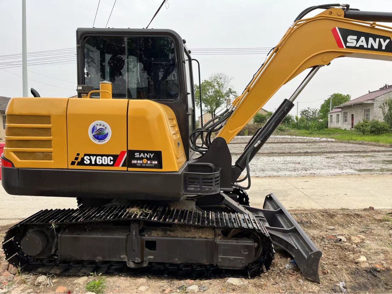 三一重工60小挖机准新车成色 全国包送带质保手续齐全挖掘机械