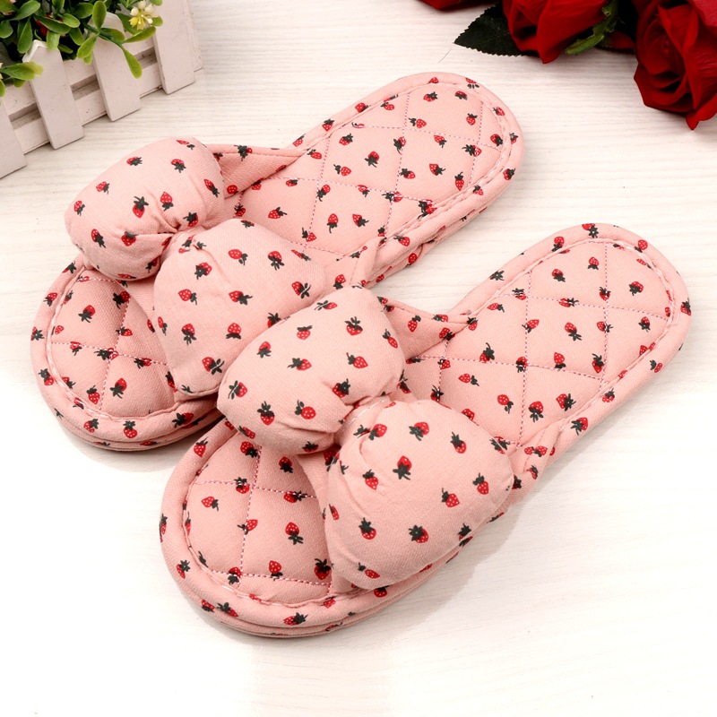 Women's Korean-Style Three-Layer Thick Fabric Slippers Bow Strawberry Home Indoor Fabric Slippers Sandals Colloidal Particle