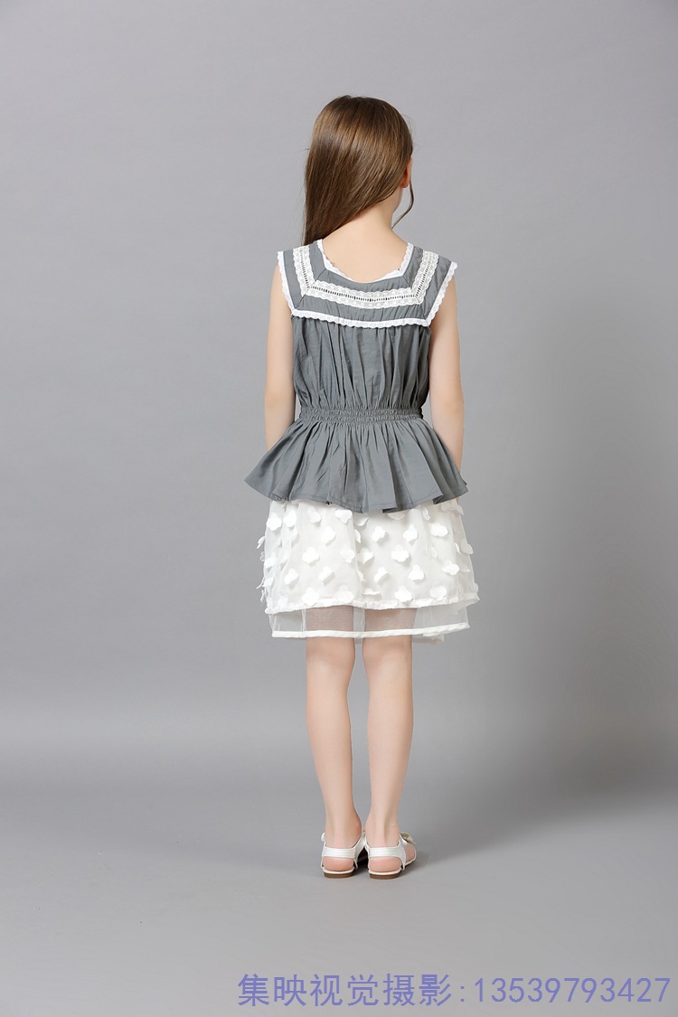 外国小女孩模特服装拍摄服务童装拼拍寄拍静物平铺挂拍3d摄影图片