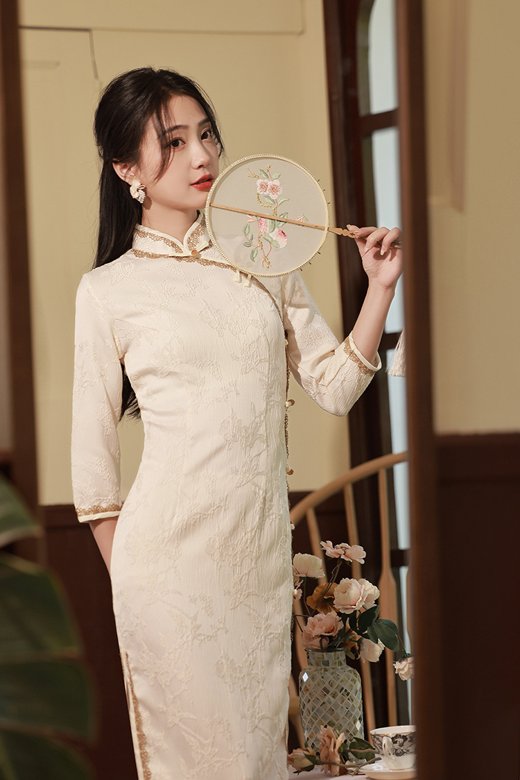 改良白色旗袍秋款2022新款复古民国风年轻款少女气质高端长袖批发