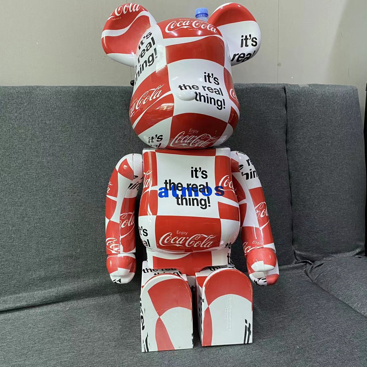 潮玩公仔手办1000�arbrick可乐联名暴力熊 积木熊 落地家居摆件