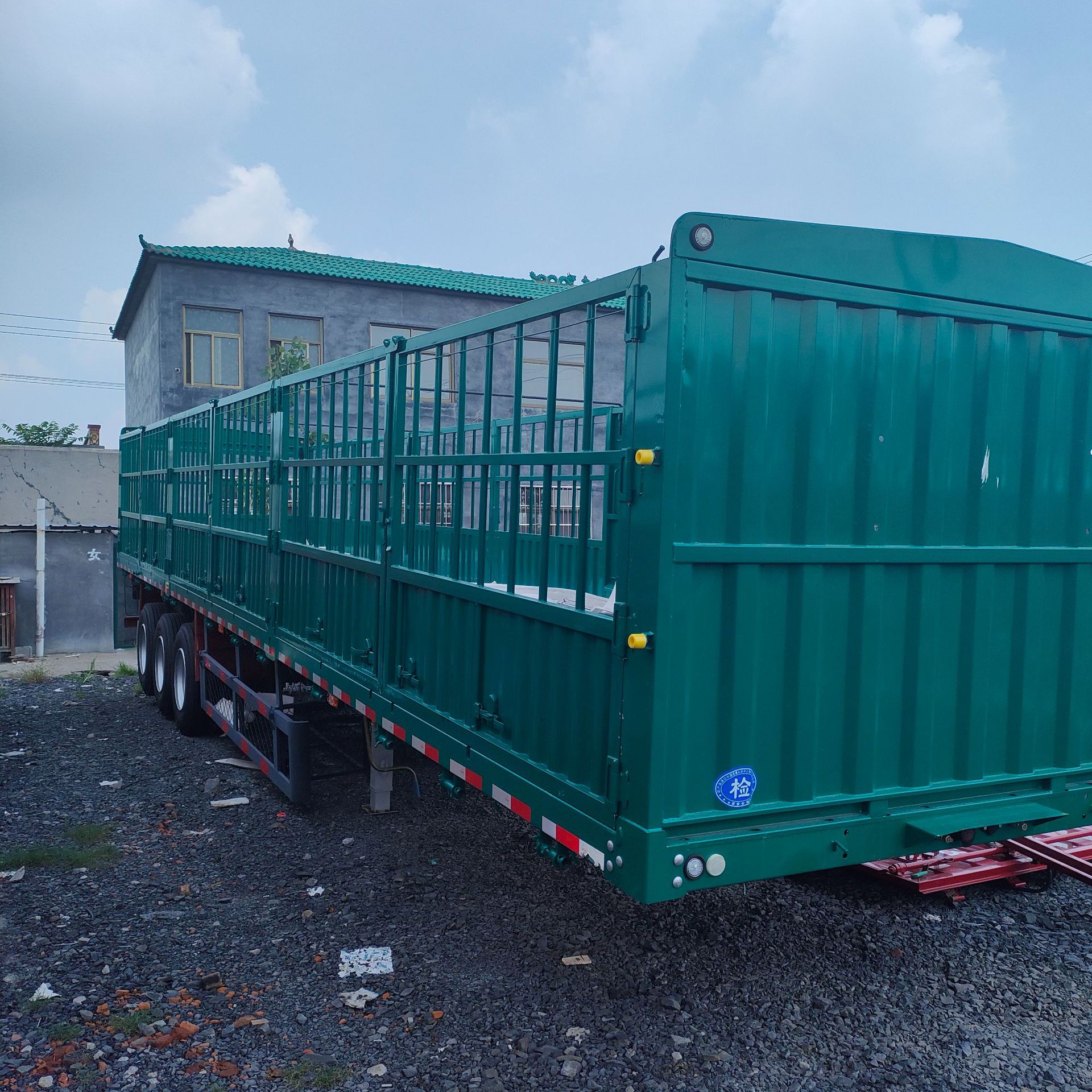 二手13米18仓栏半挂车  13米16高栏半价格 出口二手半挂车