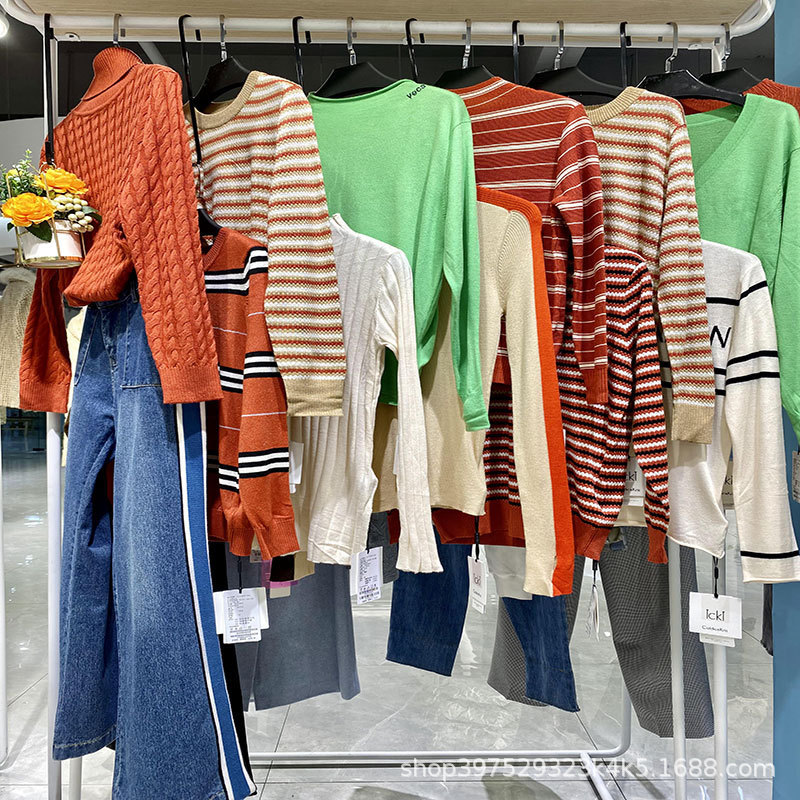 敦奴22商场女装剪标尾货清仓批发 杭州四季青女装服饰批发货源