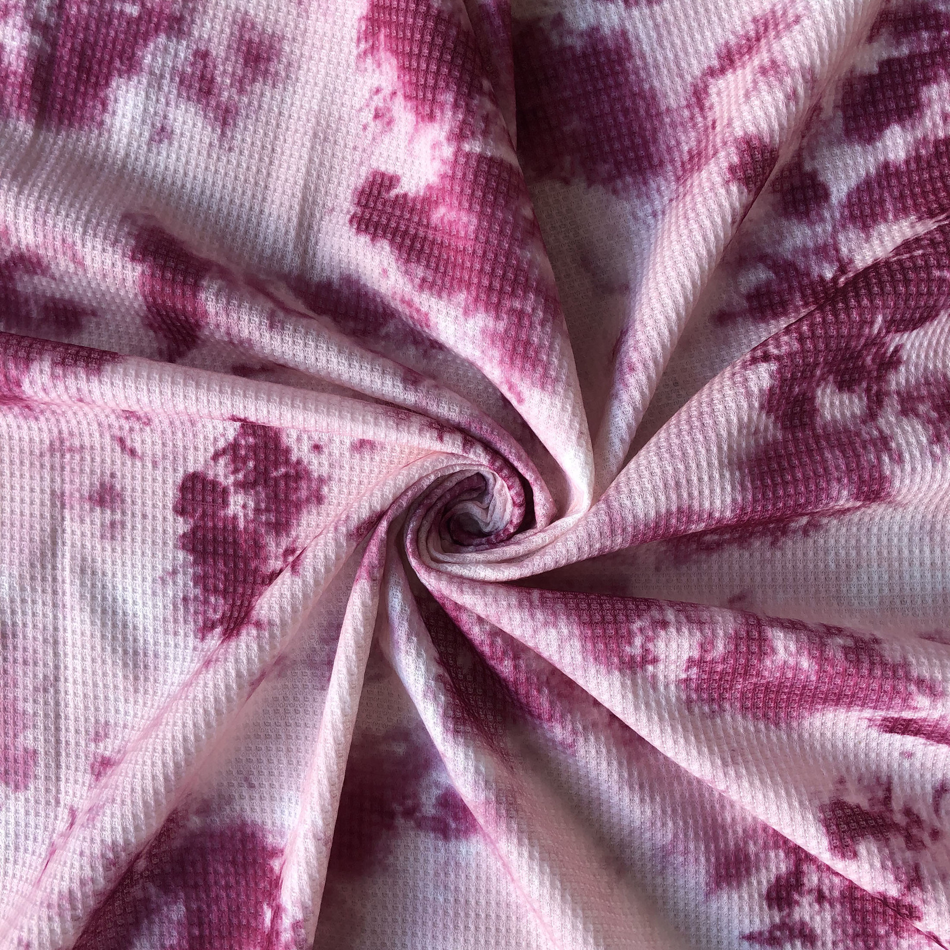 现货华夫格面料 小米格230克全涤针织渐变扎染 男女装面料-阿里巴巴