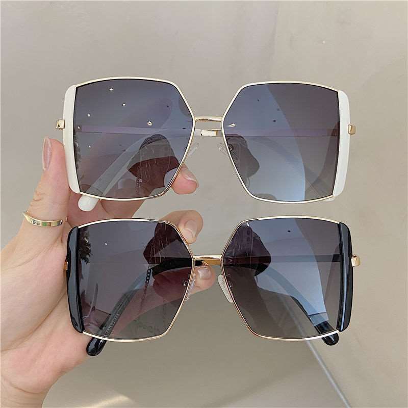 2022 Korean Style New Large Frame Square Fashionable HD Sunglasses Women's Big Face Sunshade Driving Street Shot Sunglasses
