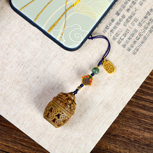 绿檀香囊挂件檀木镂空雕刻 DIY书包手机钥匙扣挂件吊坠可放置香丸