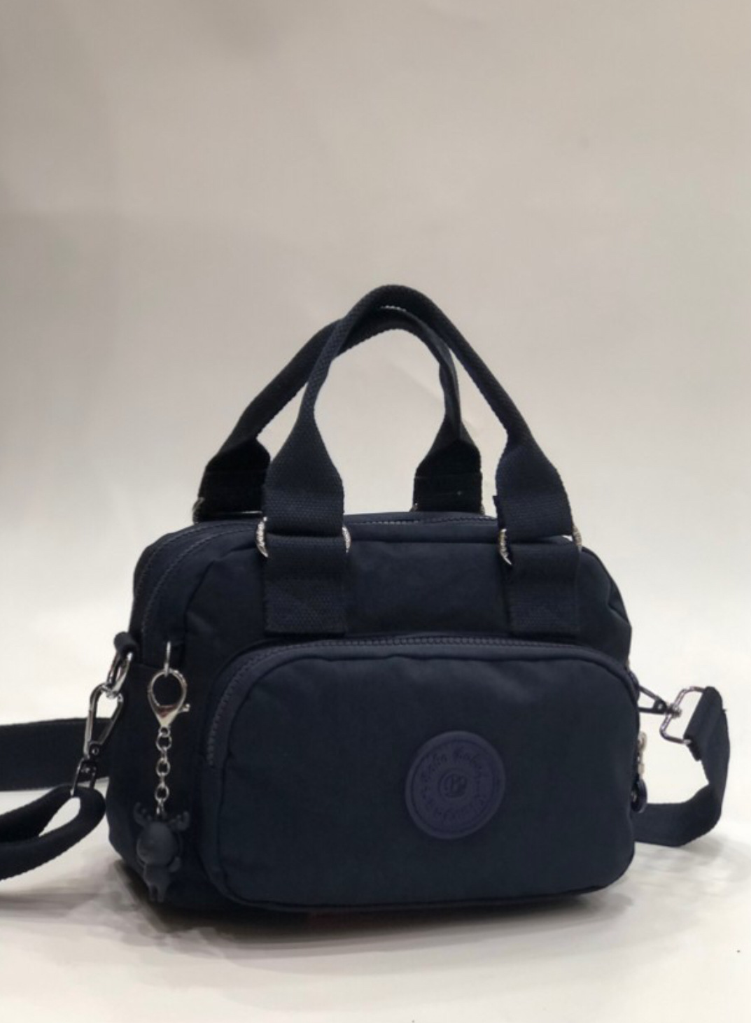 博卜厂家销售时尚简约斜挎包女双层大容量单肩包轻便防水尼龙手提