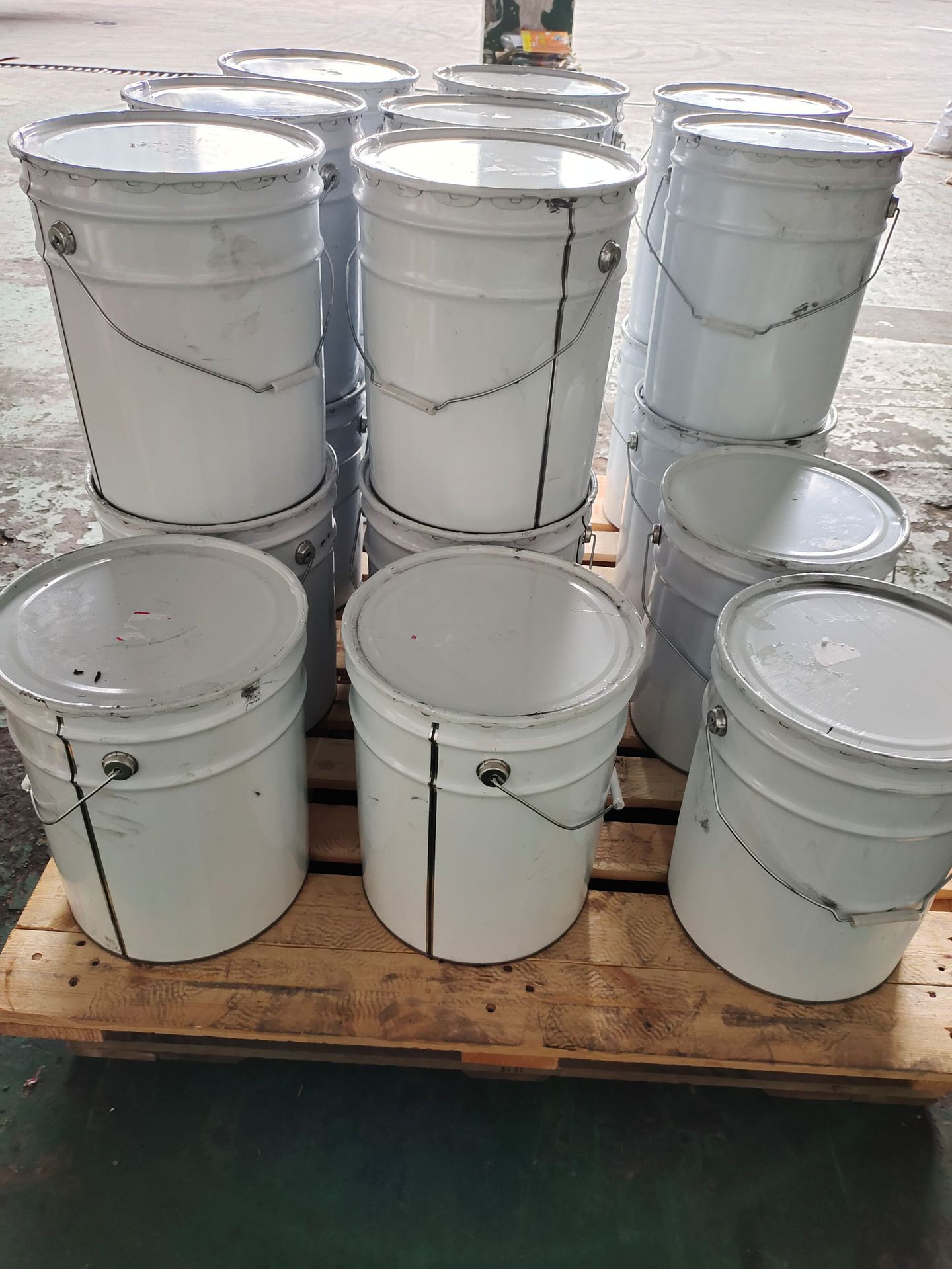 液体丁二烯橡胶 透明性 高回弹性 耐磨 耐候性-阿里巴巴