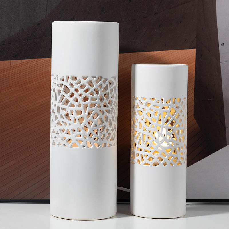 圆柱镂空台灯饰批发创意陶瓷透光灯罩 陶瓷台灯镂空瓷灯创意灯饰