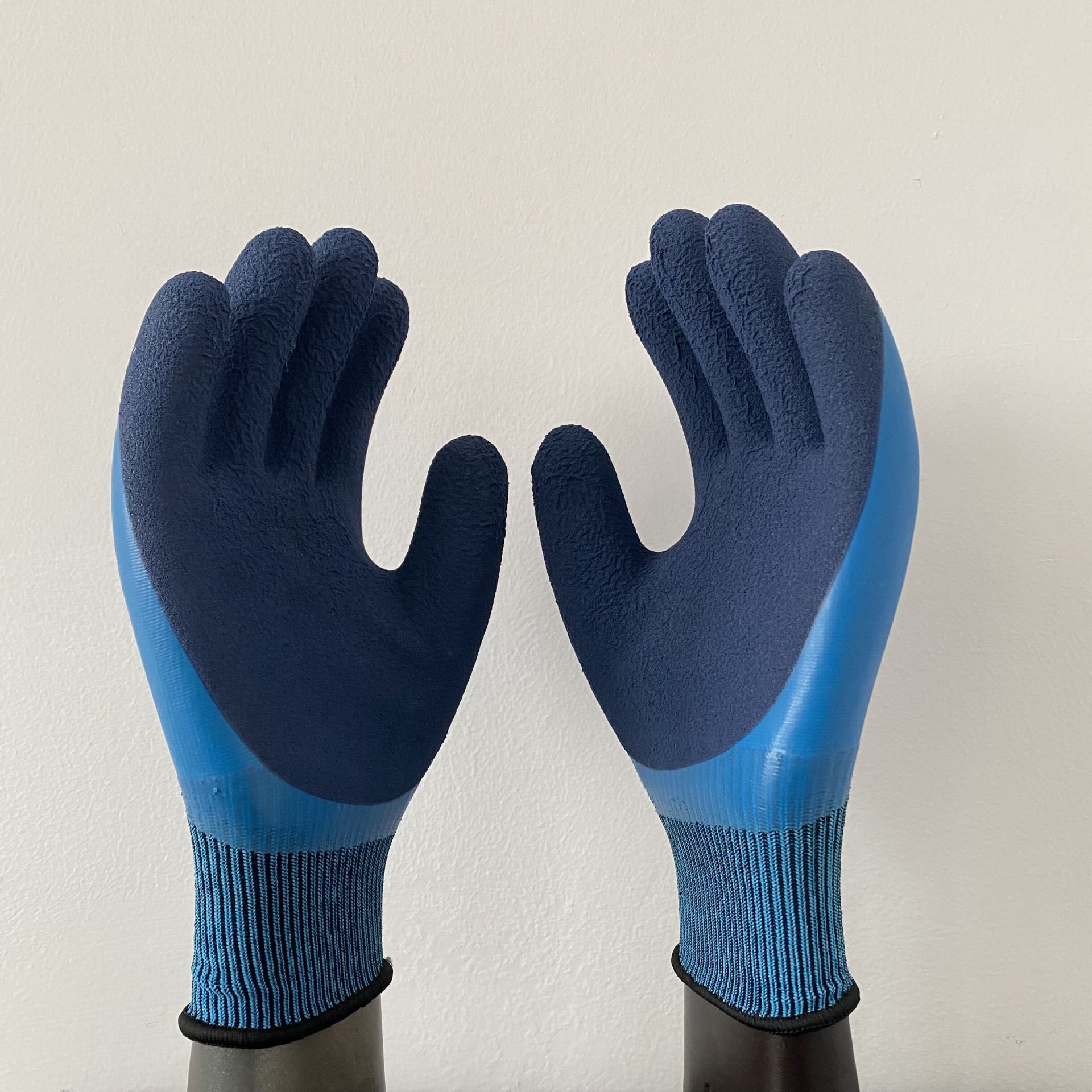 弘鼎l318劳保手套耐用耐磨防滑防水乳胶防护劳保手套蓝色手套