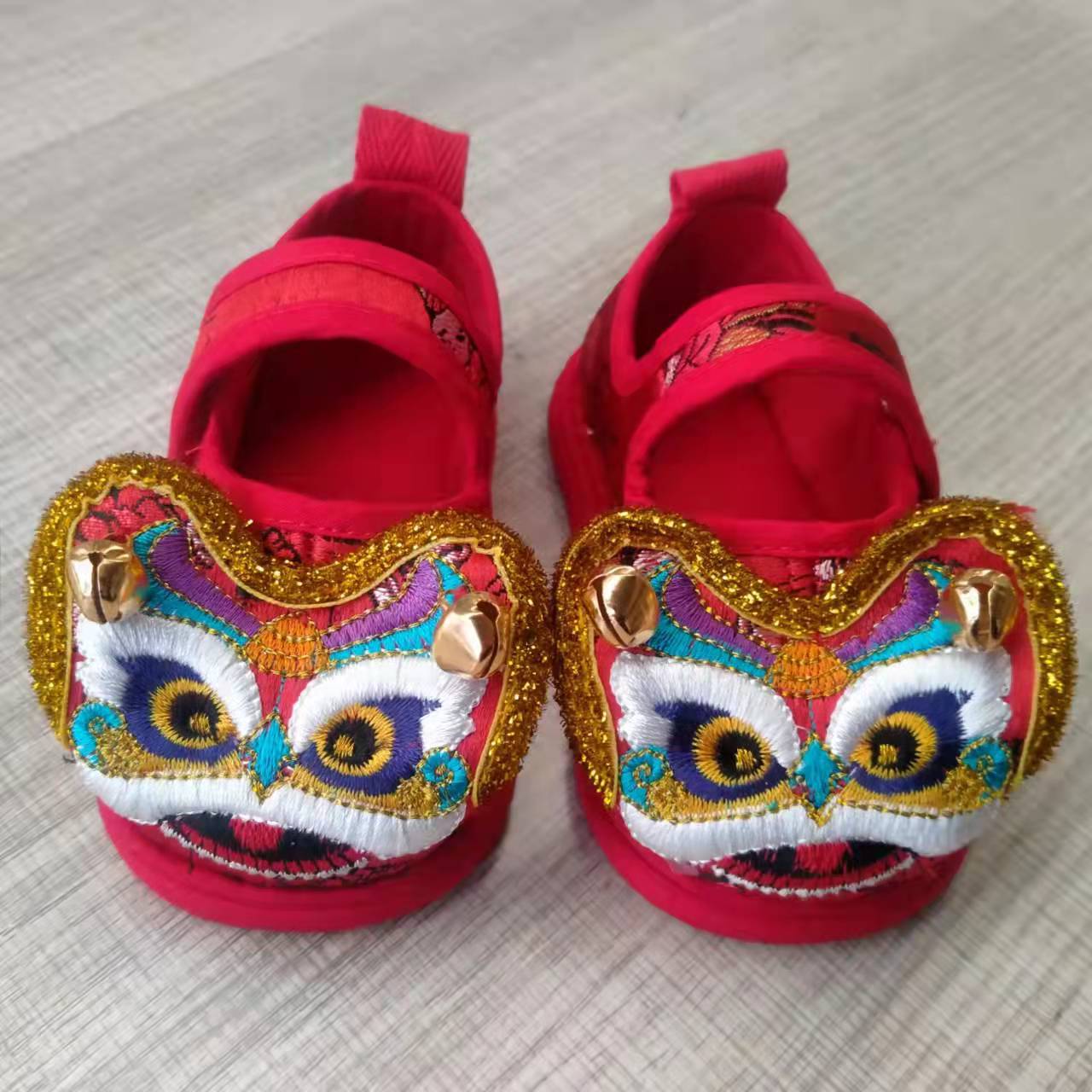 婴幼儿复古民族风虎头硬底鞋