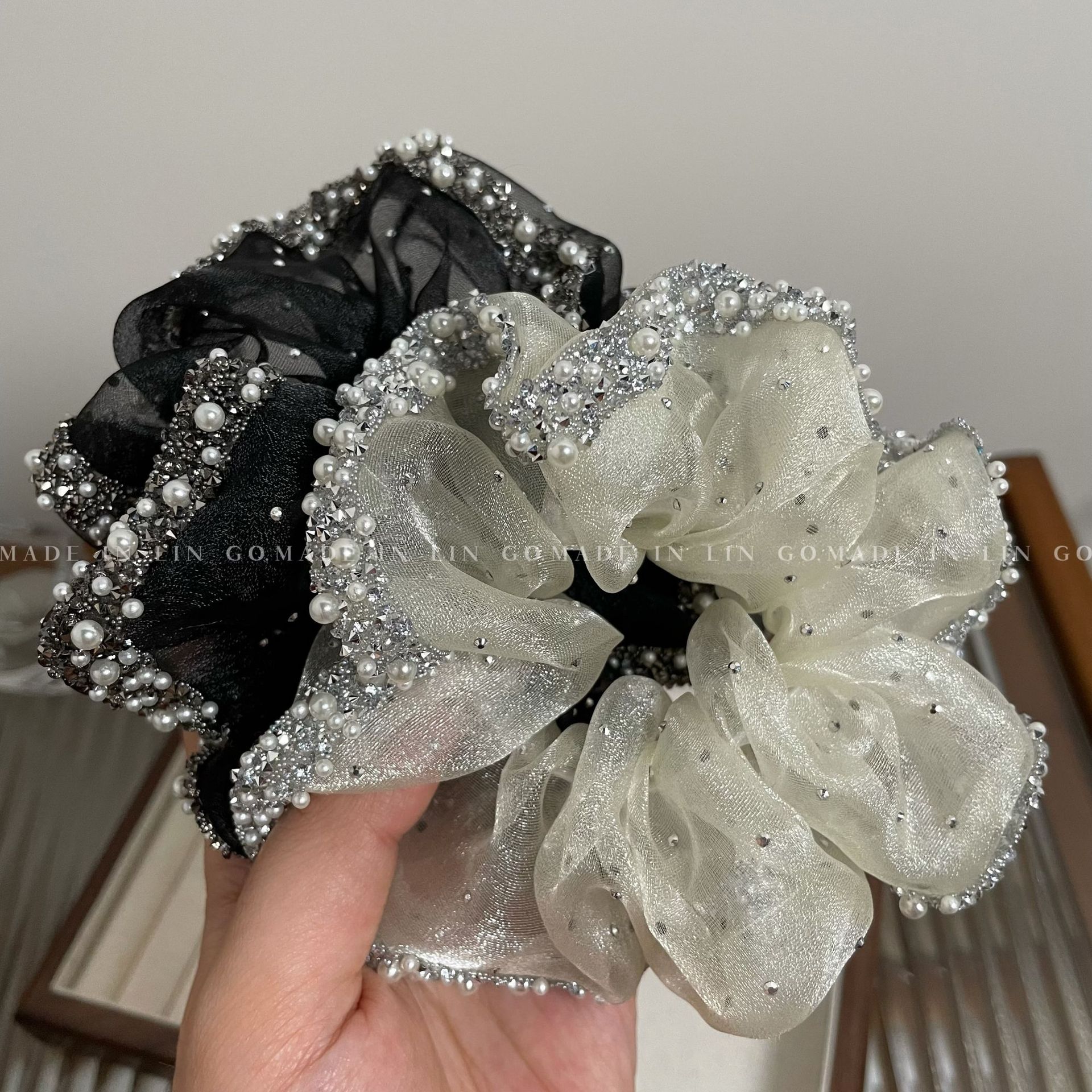 Affordable Luxury Fashion Organza Hot Drilling Large Intestine Hair Ring Hair Rope Hair-Binding Rubber Hand with Flower Style Leather Cover Good-looking Hair Rope Durable