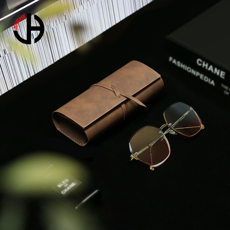 高档太阳眼镜盒高级感墨镜盒子高颜值复古便携软包皮质眼镜盒定制