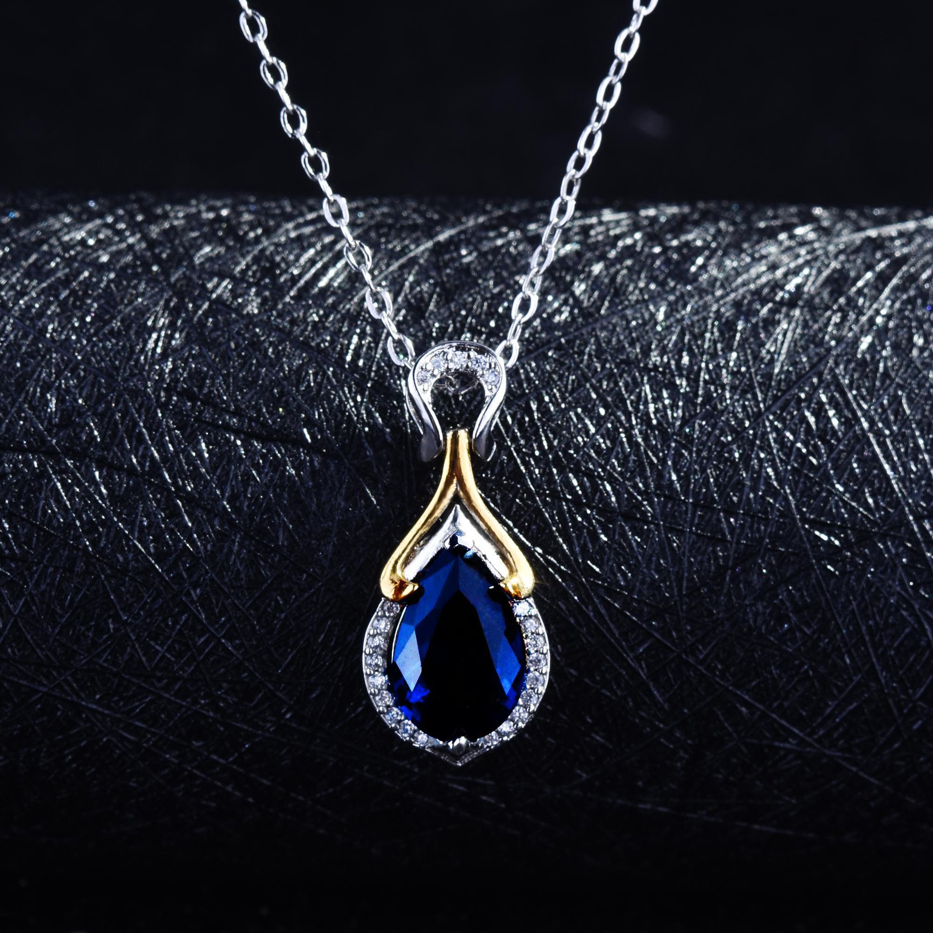 新款时尚美人鱼的眼泪吊坠 网红直播热卖双色电镀蓝宝石彩宝项链
