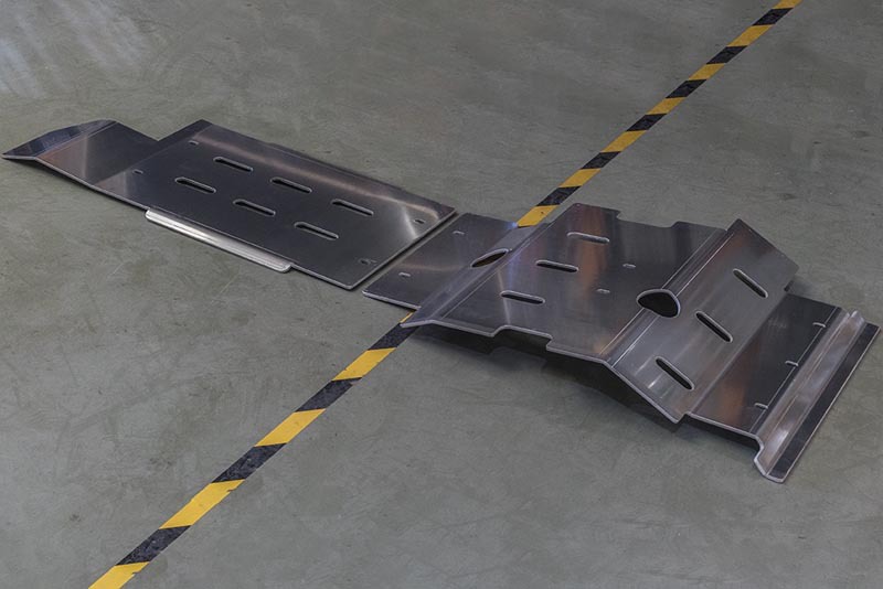 适用丰田雷克萨斯lx570铝合金下护板凌志加厚8mm发动机护板底盘板