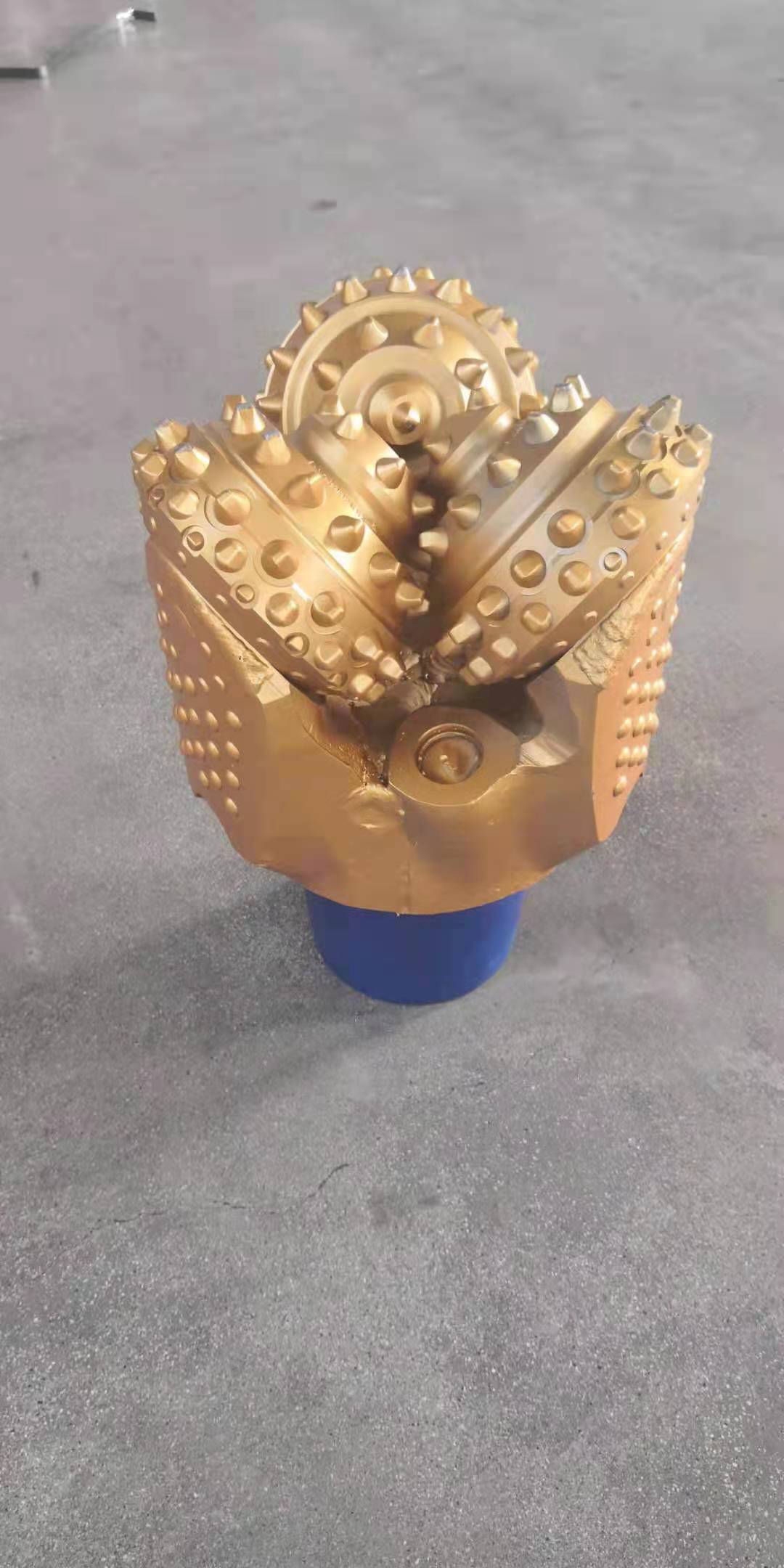 三牙轮钻头 12 1/4三牙轮钻头 水井钻头 石油钻头