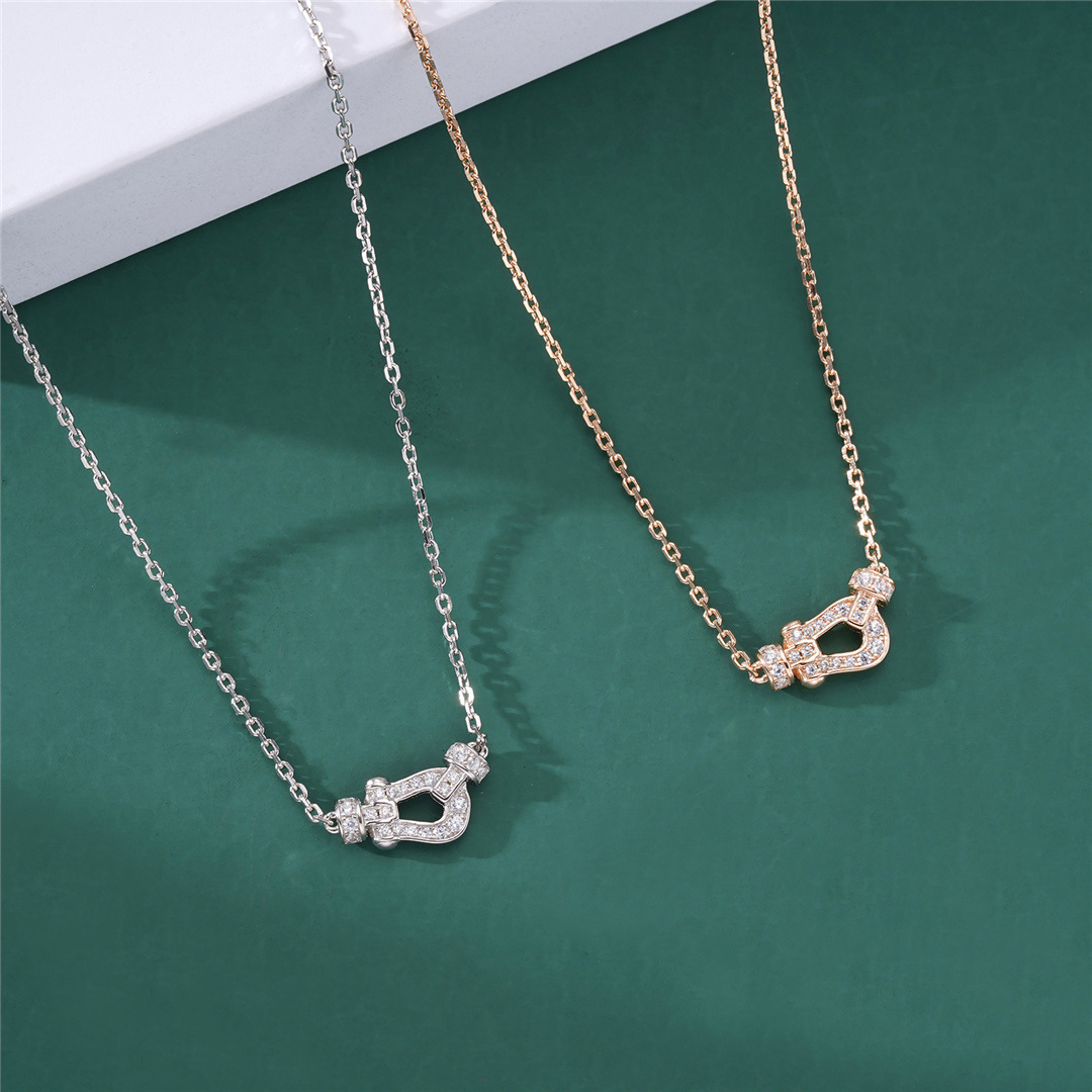 mini马蹄扣项链简约镶钻锁骨链s925银镀金马蹄扣吊坠时尚女款项饰