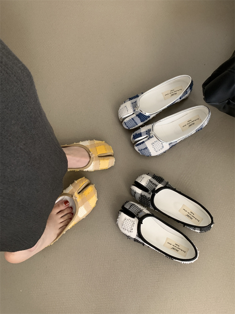 韩版平底豆豆单鞋女鞋子2024年新款春季复古分趾猪蹄船鞋黑色瓢鞋