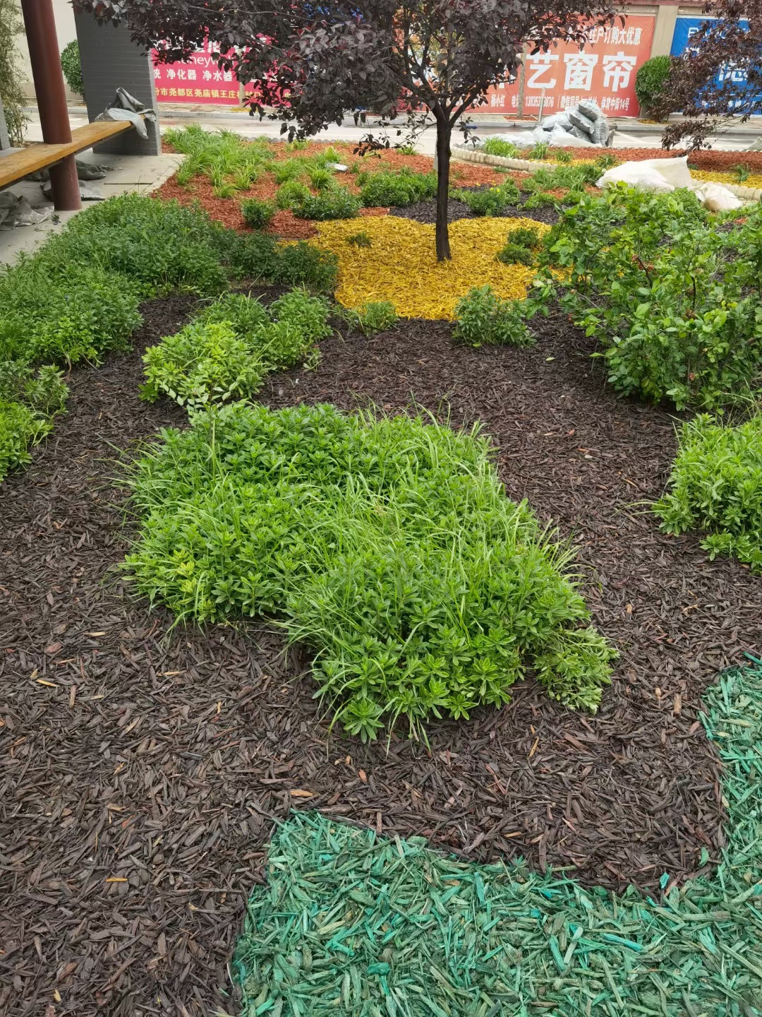 批发园林有机覆盖物染色木屑地表彩色覆盖物草坪花园装饰彩色树皮