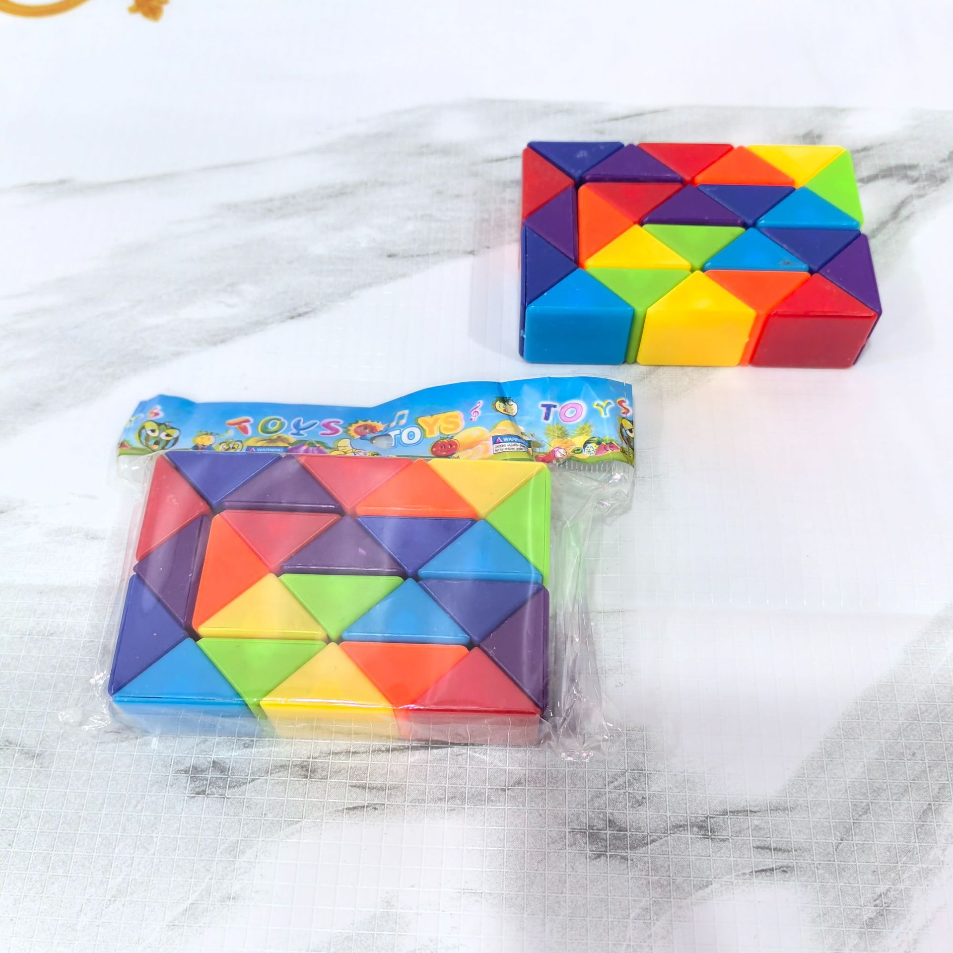 袋装魔尺七彩魔方玩具百变魔尺开发智力儿童玩具 2元店货源批发