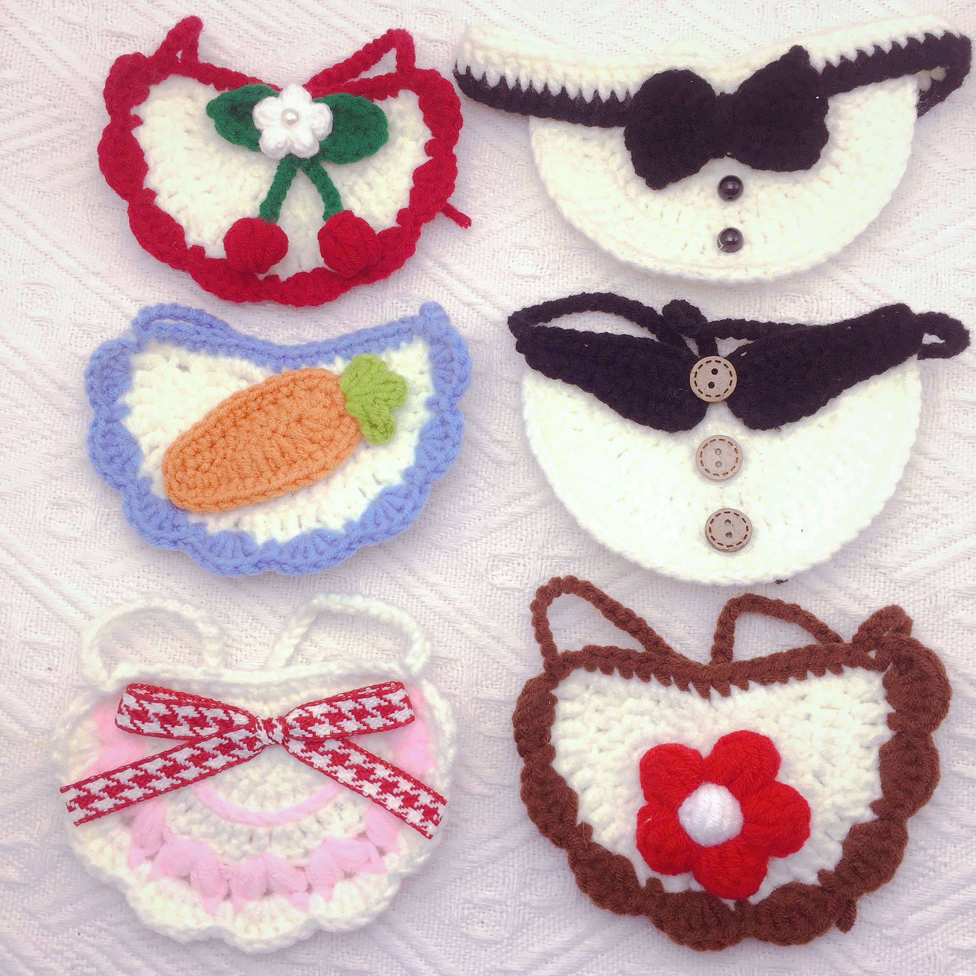 宠物猫咪狗狗手工毛线围脖项圈英短美短布偶围嘴口水巾可爱饰品