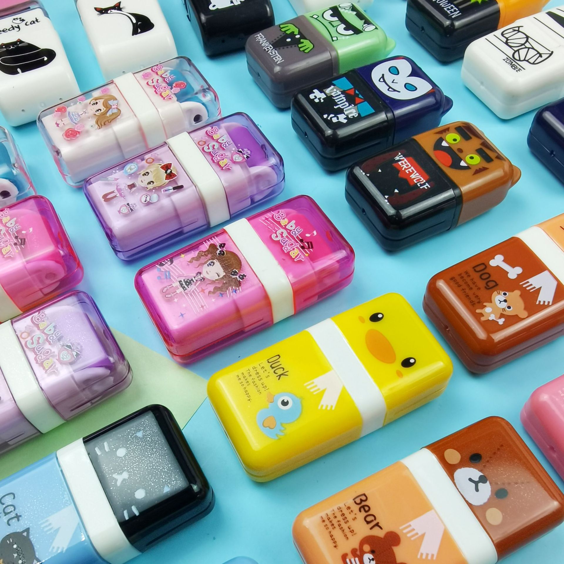 新代大眼妹儿童节除屑橡皮擦创意万圣节幼儿园礼物奖滚轮橡皮擦