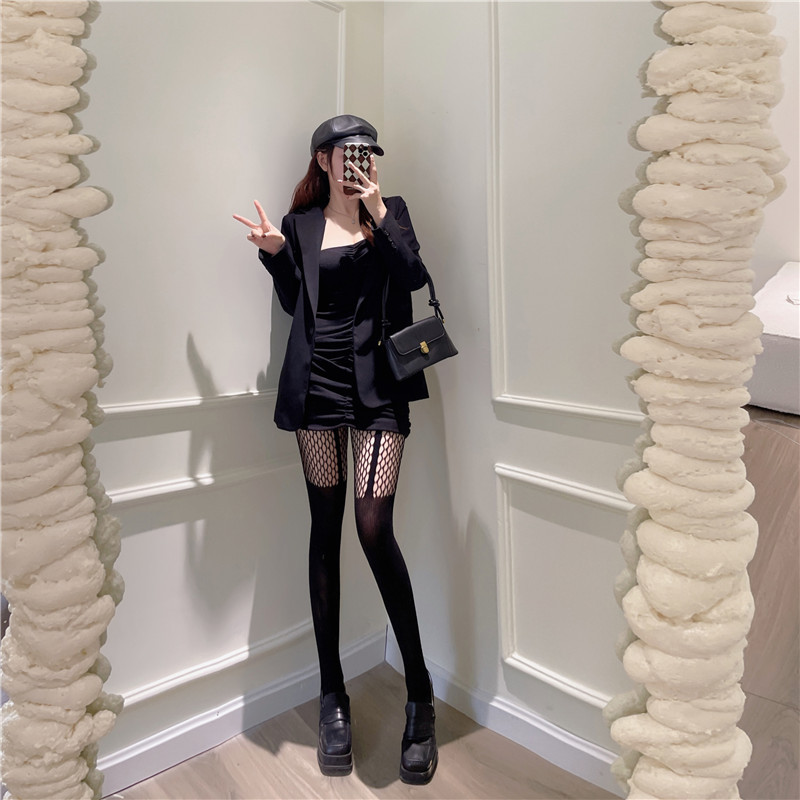 women‘s heart-shaped striped sling stitching fishnet socks sexy outerwear hollow black silk ins spring/summer pantyhose