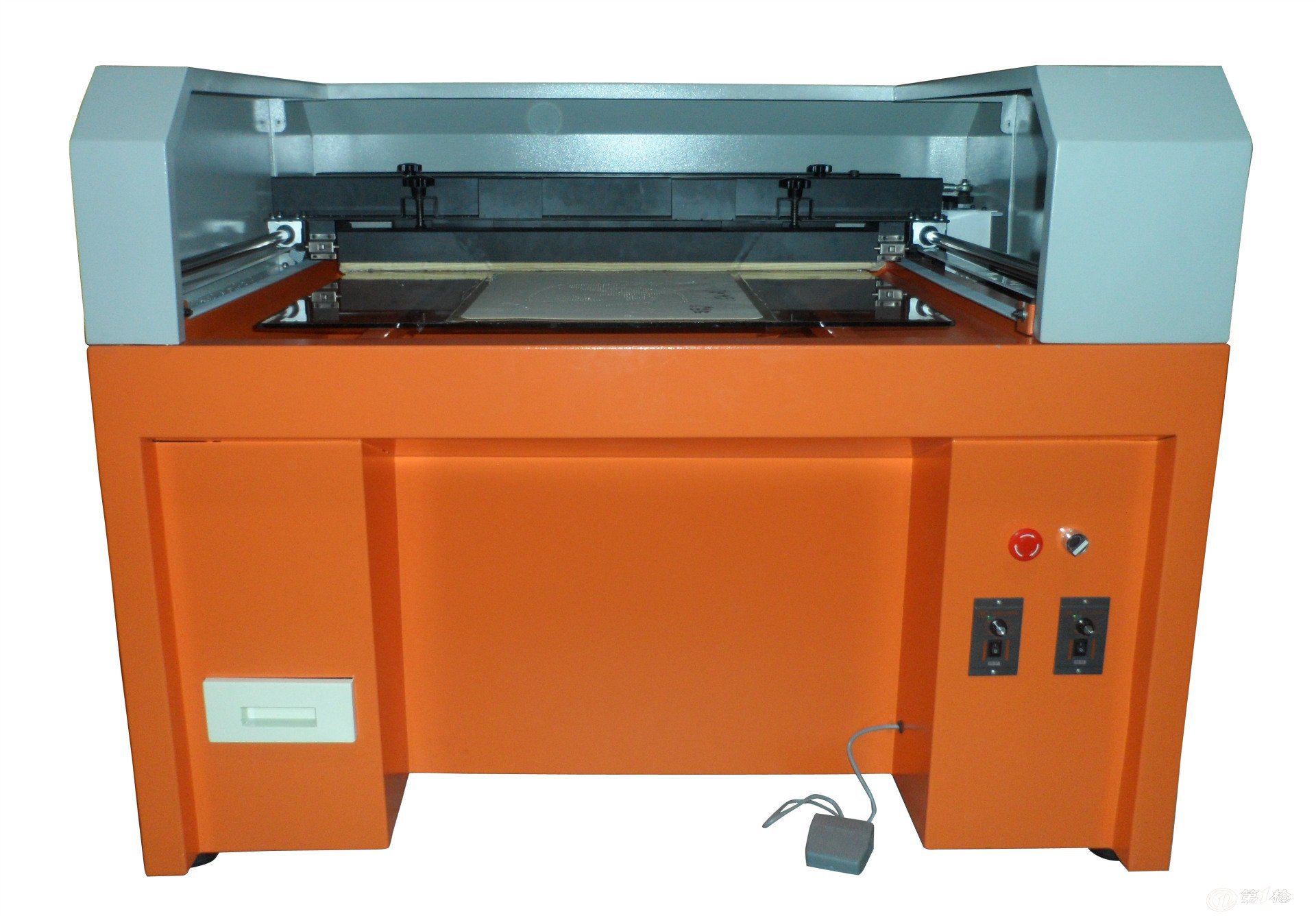 源头供应服装刷版摇钻机 刷水钻摇钻机 双色摇钻机