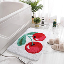 跨境可爱樱桃速干簇绒地毯浴室吸水脚垫卫生间门口防滑垫子