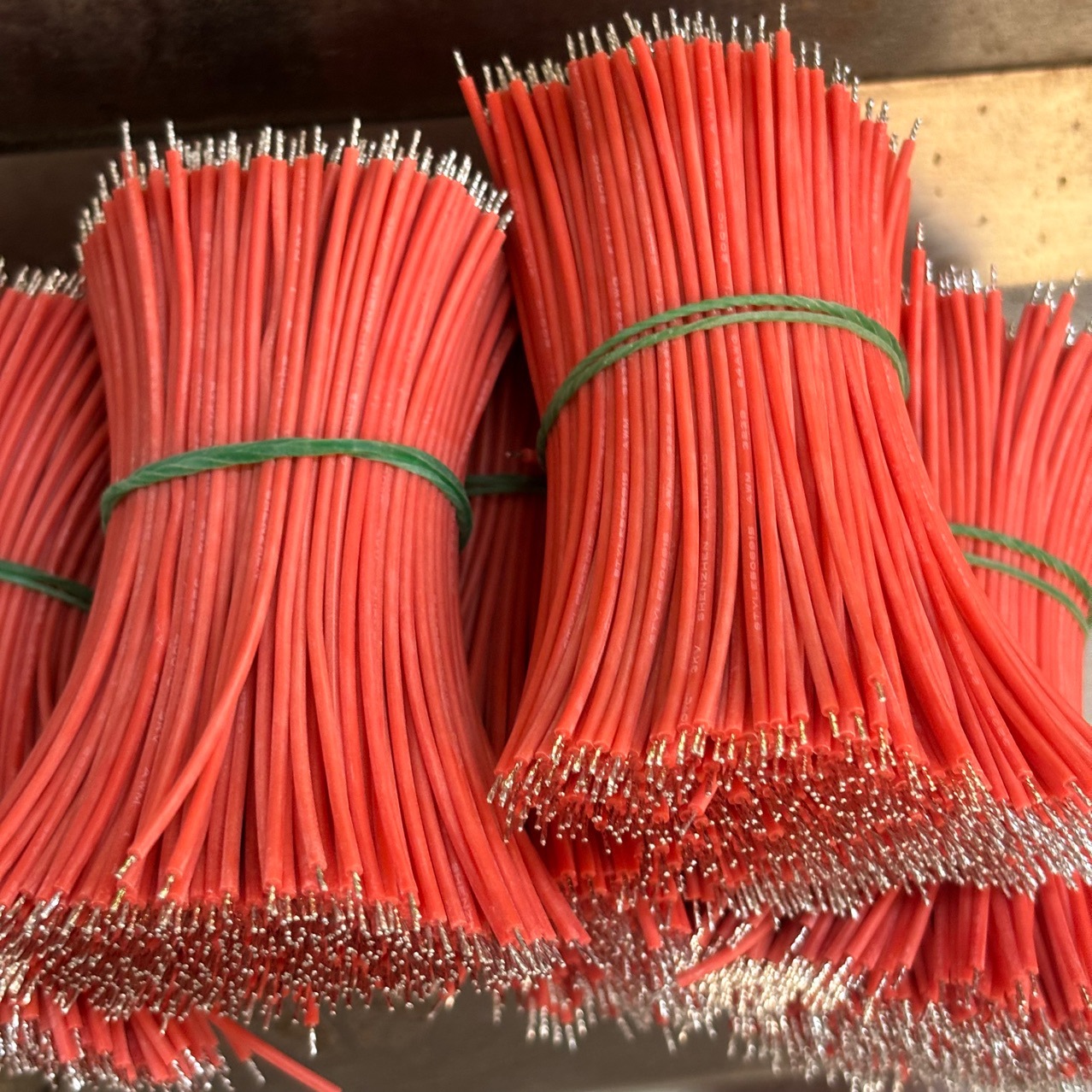 3239高温线 24AWG硅胶镀锡铜线50mm两头沾锡3MMLED灯具连接线跳线