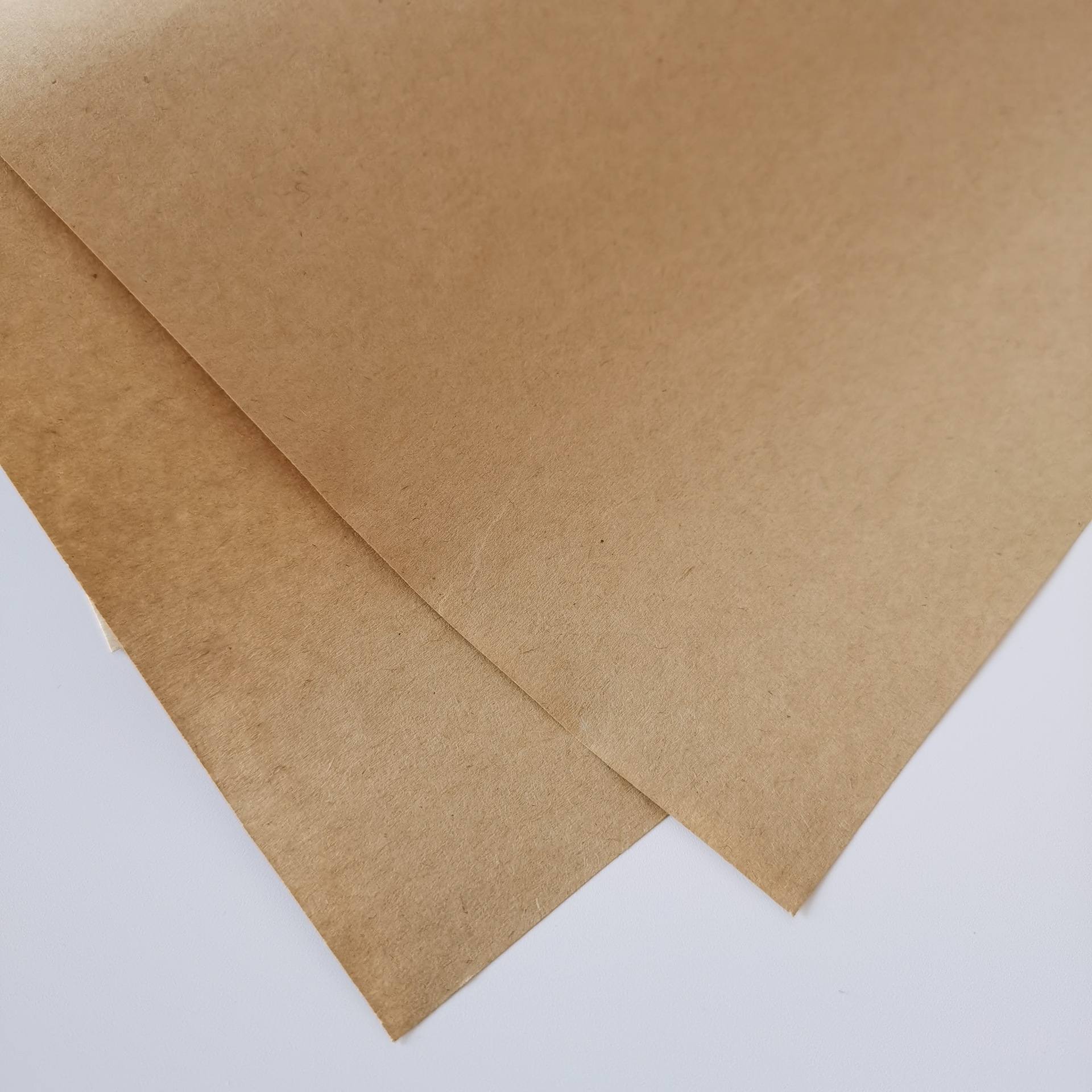 厂家生产销售30g牛皮纸40g单光黄牛皮纸 50g牛皮纸纸淋膜牛皮纸